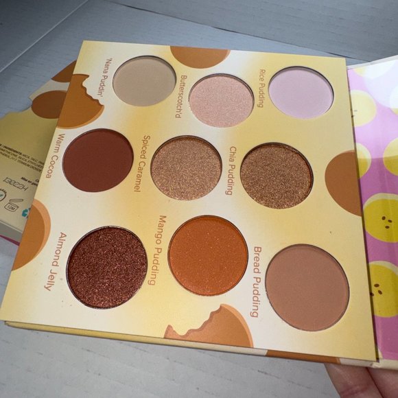 Beauty Bakerie Proof is in the Pudding Eyeshadow Palette - Picture 5 of 8